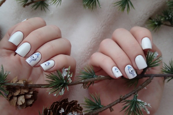 China Glaze Nail lacquer with hardeners 70255 White on white
