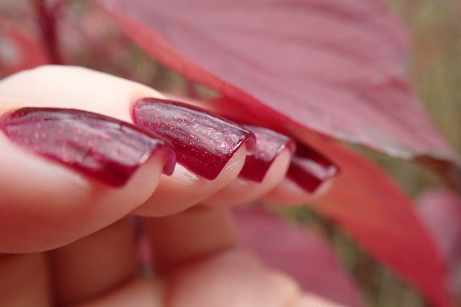 China Glaze Nail Lacquer with Hardeners 80316 Stroll