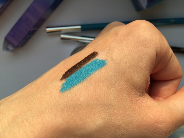 Тени не исчезают в полдень. Kiko make up Milano Colour Shock long lasting eyeshadow # 101 punk baby pink, Kiko make up Milano Skinny fit kajal # 03, Kiko make up Milano Skinny fit kajal # 05
