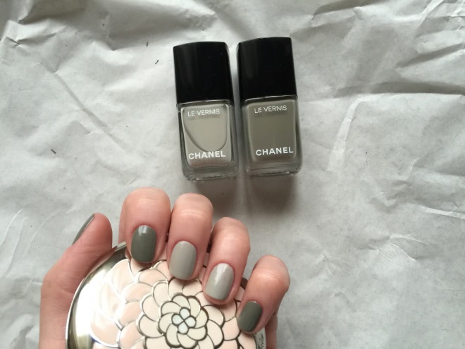 Стильно - это когда просто. Chanel Le Vernis Longwear Nail Colour # 520 Garconne и Chanel Le Vernis Longwear Nail Colour # 522 Monochrome, Chanel Le Gel Coat