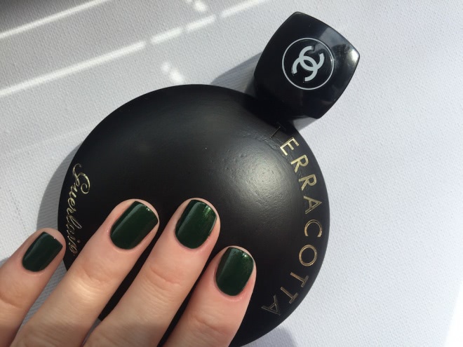Chanel Le Vernis Long Wear Nail Colour # 536 Emeraude