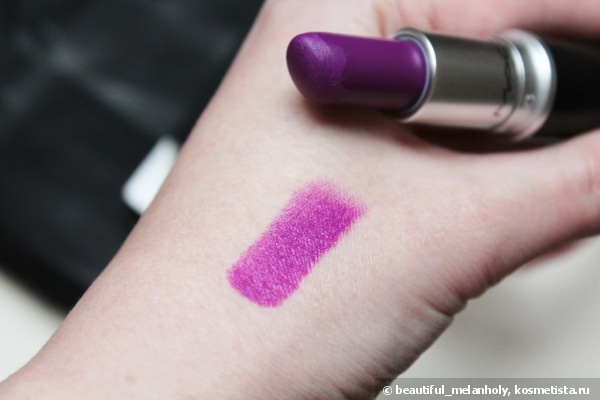 MAC matte lipstick