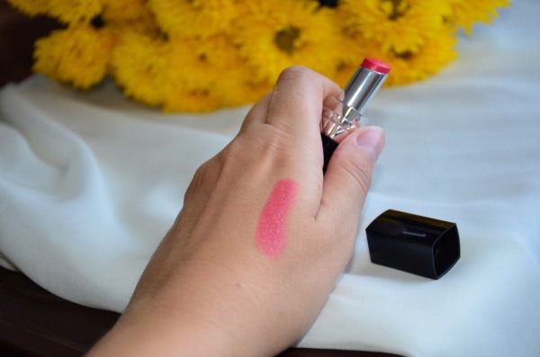 Новинка для губ: Dior - Rouge Dior Baume Natural Lip Treatment Couture Colour в оттенке 568 (rose rose)