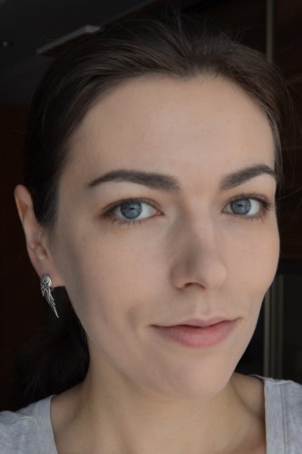 Тональный крем с эффектом лифтинга СПФ 15 Shiseido The Makeup Lifting Foundation SPF 15 UV PA в оттенке I00 Very Light Ivory