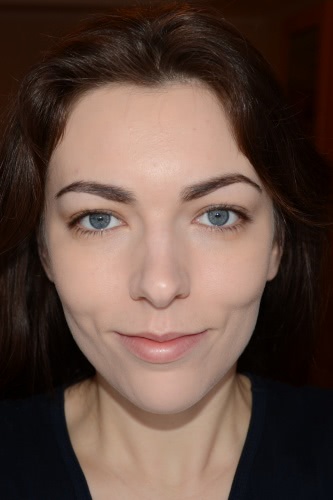 Тональный крем с эффектом лифтинга СПФ 15 Shiseido The Makeup Lifting Foundation SPF 15 UV PA в оттенке I00 Very Light Ivory