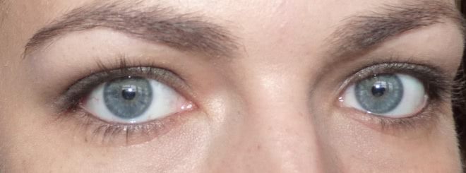 Осень, приди! Новые Стойкие тени для век Catrice Prêt-à-Lumière Longlasting Eyeshadow, оттенок 080 Mon Glamour