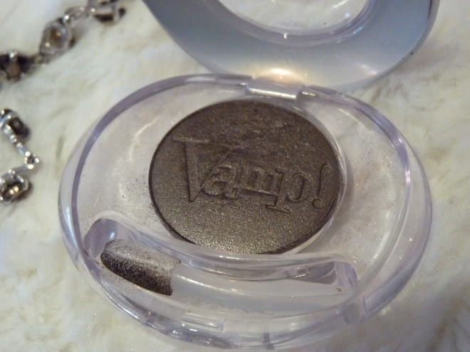 Вы - нам. Мы - вамп! Тени для век Pupa Compact Eyeshadow Vamp! #401 Urban Taup