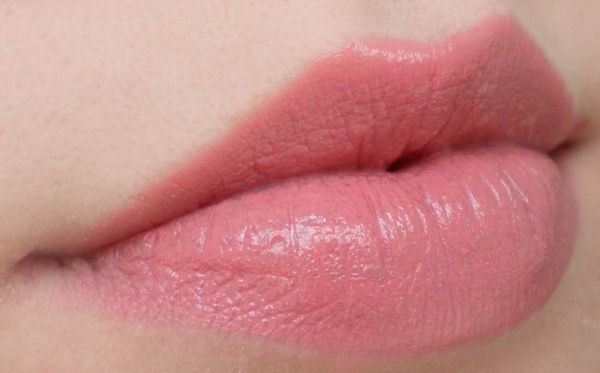 Estee Lauder Pure Color Envy Sculpting Lipstick №120 Desirable