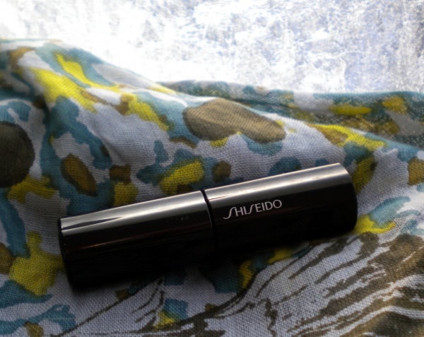 Shiseido Lacquer Rouge RD 305