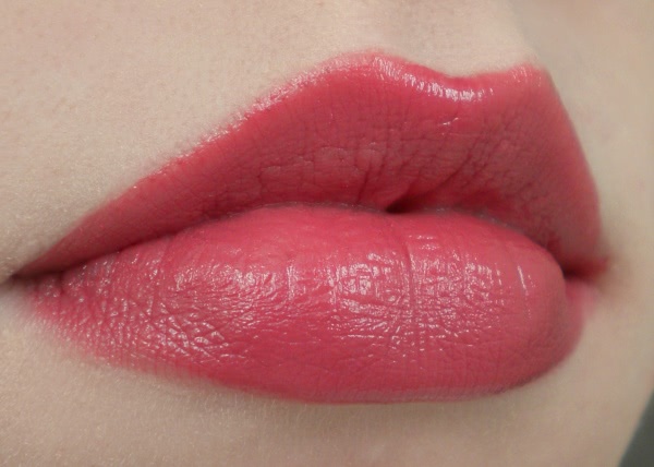 Shiseido Lacquer Rouge RD 305