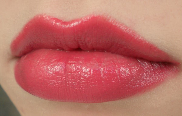 Shiseido Lacquer Rouge RD 305