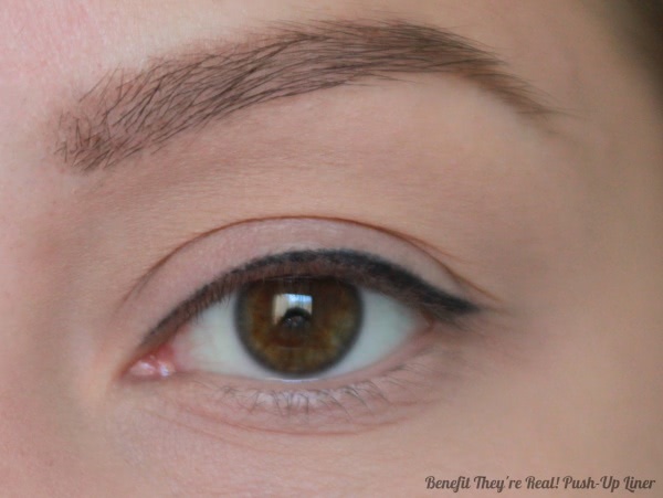 Benefit Push-Up Liner They're Real! Первый гелевый лайнер