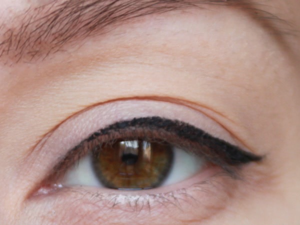 Benefit Push-Up Liner They're Real! Первый гелевый лайнер