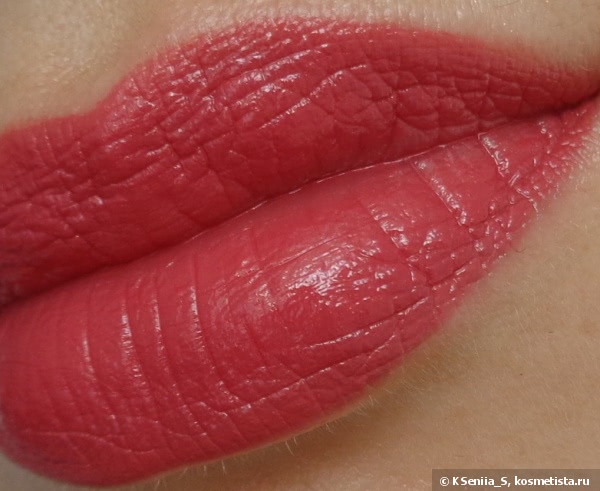 Clarins Rouge Eclat Satin Finish Age-Defying Lipstick # 05 Pink Berry