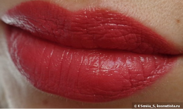 Clarins Rouge Eclat Satin Finish Age-Defying Lipstick # 05 Pink Berry