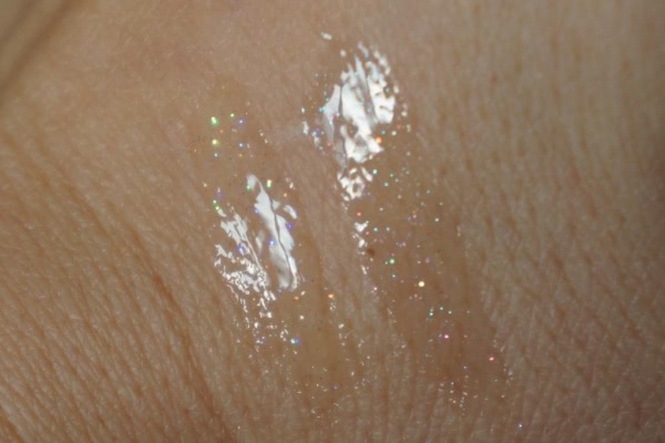 Коллекция Dior Kingdom of Colors. Dior Addict Gloss Mirror Shine Volume And Care в оттенке 004 Tiara