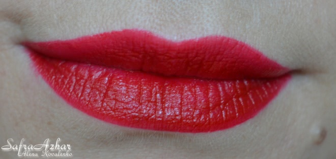 Моя прекрасная красная пылающая лава от Rimmel London Apocalips Matte Lip Velvet #505 Burning lava