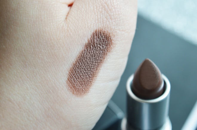Когда осень близко...MAC Matte Lipstick Stone
