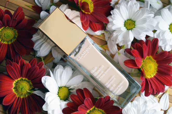 Clarins Skin Illusion Mineral & Plant Extracts spf10 Natural Radiance Foundation #103 Ivory