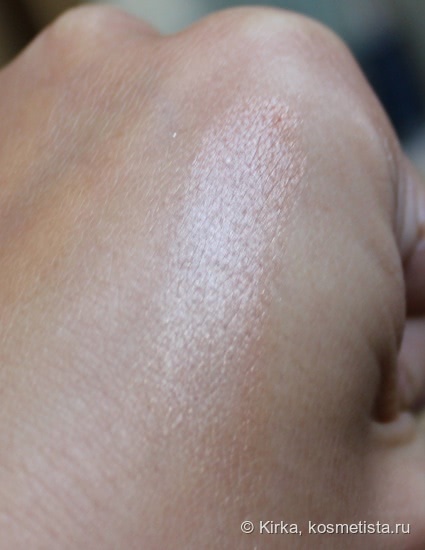 Уж если сиять, то глобально: Mac Mineralize Skinfinish оттенок Global Glow