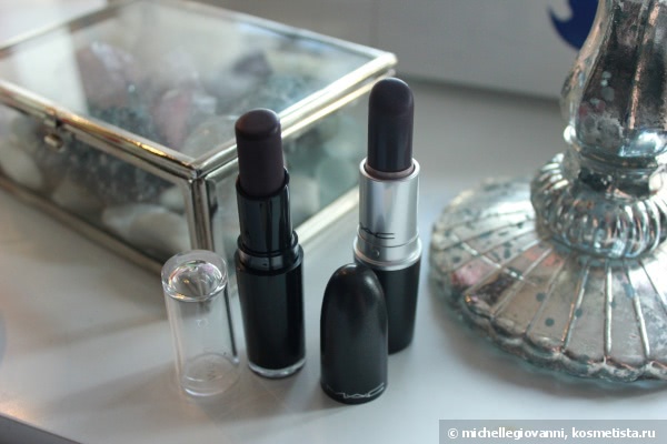 Wet N Wild Mega Last Matte Lip Color в оттенке Vamp It Up/Style vamp 919B - матовая губная помада