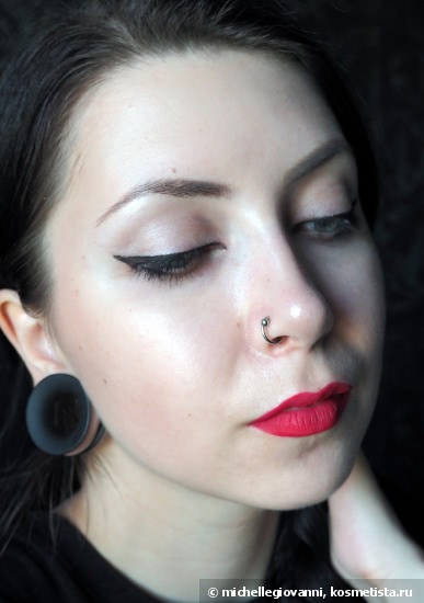 Seventeen All Day Lip Color в оттенке 07 Red
