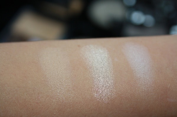 Chanel Camelia De Plumes Poudre Illuminatrice Highlighting Powder Chanel Plumes Precieuses for Holiday 2014-2015 Collection