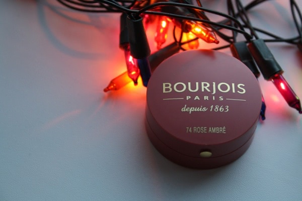 Тональная гель - сыворотка Healthy Mix Serum в паре с Bourjois Blusher от Bourjois