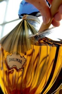 Shalimar Guerlain - пост о том, как менялся флакон легендарного аромата с 1921 по 2015 год