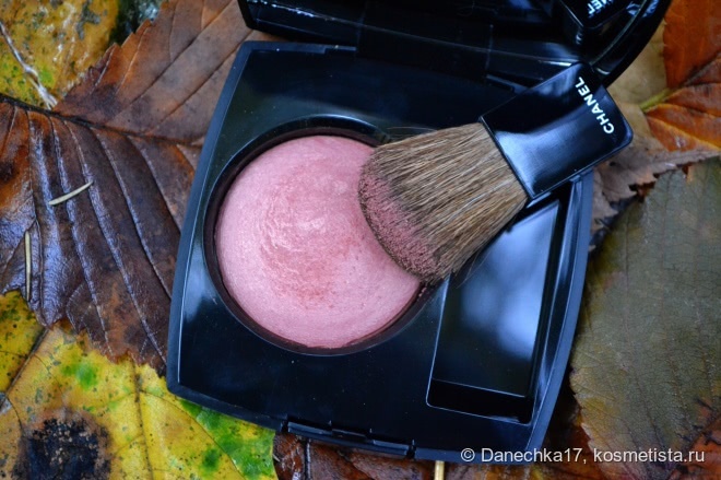 Chanel Joues Contraste Powder Blush # 260 Alezane. Chanel Les Automnales Fall 2015 Collection