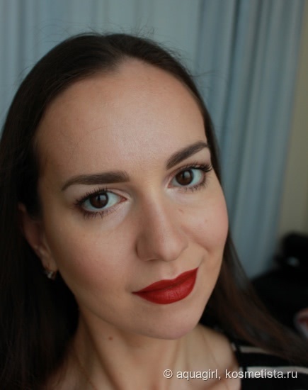 Clinique Pretty Easy Lip Palette - творческий подход к макияжу губ
