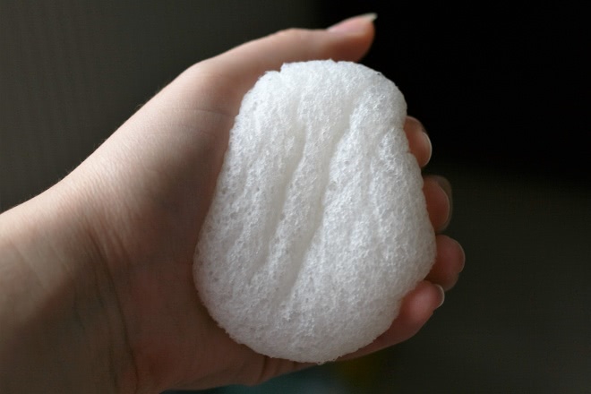 Спонж конняку holika holika Konjac Natural Jelly Cleansing Puff