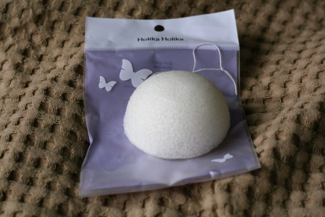 Спонж конняку holika holika Konjac Natural Jelly Cleansing Puff