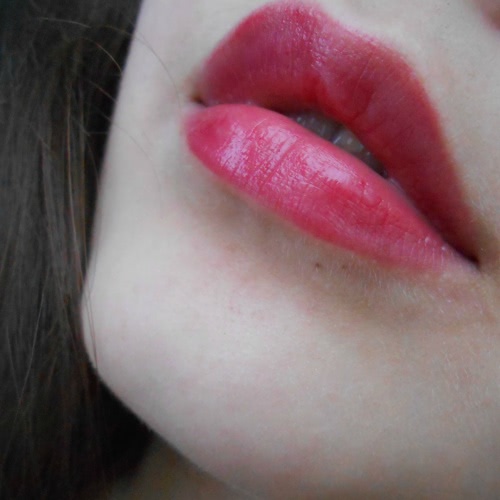 Обманщица Catrice Ultimate Shine Gel Colour в оттенке №010 Love's Di-Wine