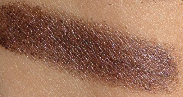 А-ля 90-е или краткий курс истории с помадой Mac Frost Lipstick Viva Glam Rihanna 2