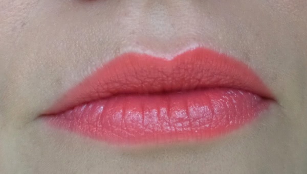 Между небом и землёй с помадой Chanel Rouge Allure luminous intense lip colour #152 Insaisissable