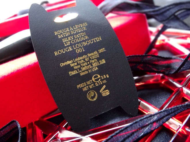Не такой, как все. Christian Louboutin Silky Satin Lip Colour Rouge Louboutin 001