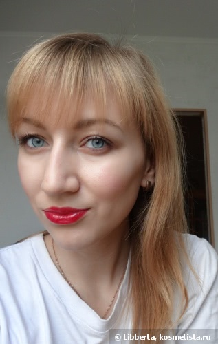 Блеск для губ Max Factor Colour Elixir Gloss, оттенок 30 Captivating Ruby - красная ягодка