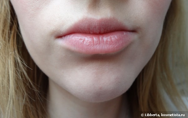 Блеск для губ Max Factor Colour Elixir Gloss, оттенок 30 Captivating Ruby - красная ягодка