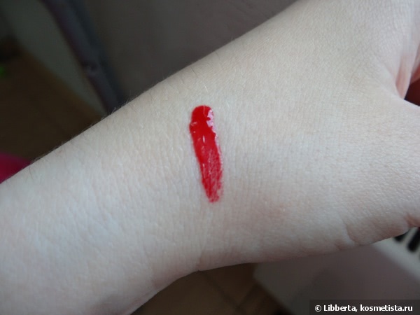 Блеск для губ Max Factor Colour Elixir Gloss, оттенок 30 Captivating Ruby - красная ягодка