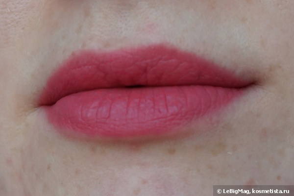 Долгожданный нюд от Bourjois Rouge Edition Velvet Lipstick: 09 Happy Nude Year