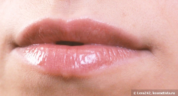 MAC Alluring Aquatic Tinted Lipglass (Brillant à Lèvres), оттенок Seducing sound