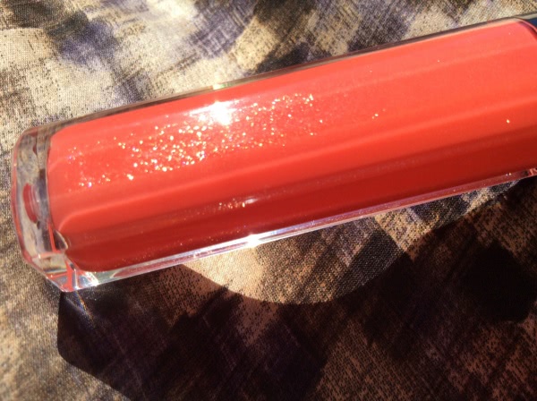 Guerlain Gloss d’Enfer Maxi Shine Intense Colour & Shine Bare Lip Sensation - 940 Nahema Smack