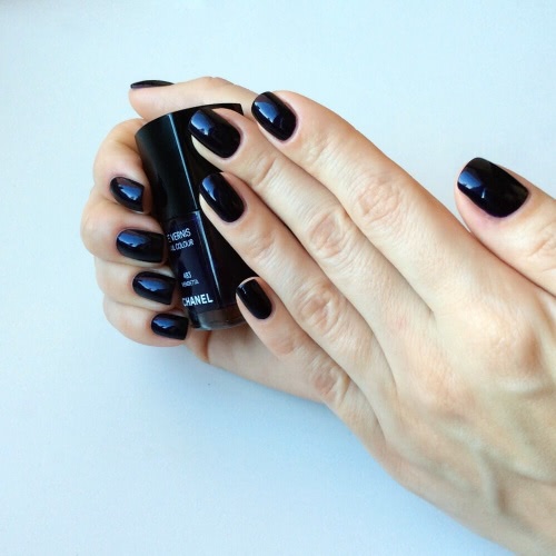 Chanel Le Vernis Nail Colour #483 Vendetta