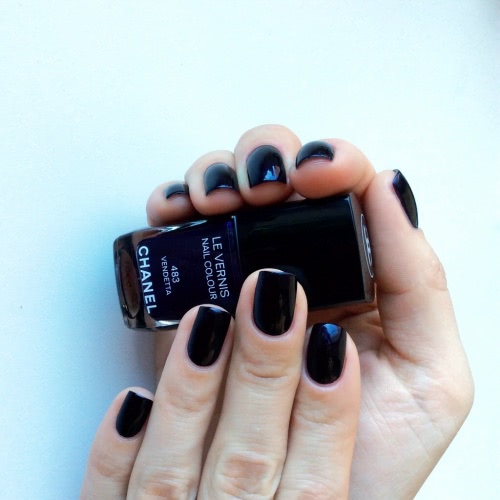 Chanel Le Vernis Nail Colour #483 Vendetta