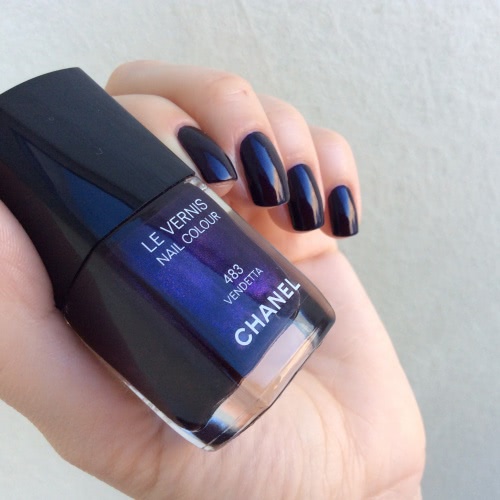 Chanel Le Vernis Nail Colour #483 Vendetta