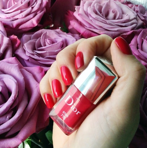 Dior Vernis Couture Colour Gel Shine And Long Wear Nail Lacquer #775 Star