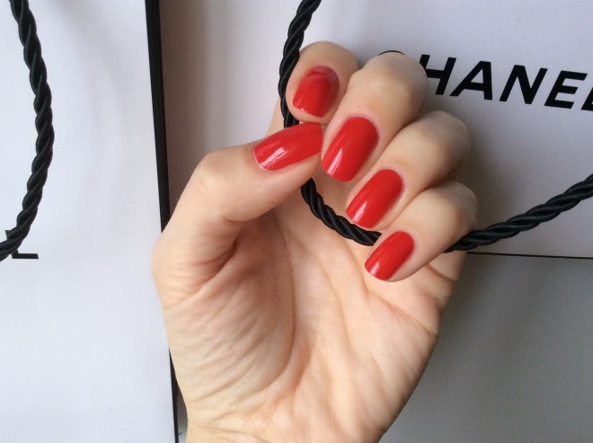 Идеальный красный? Chanel Le Vernis Nail Colour #687 Phenix