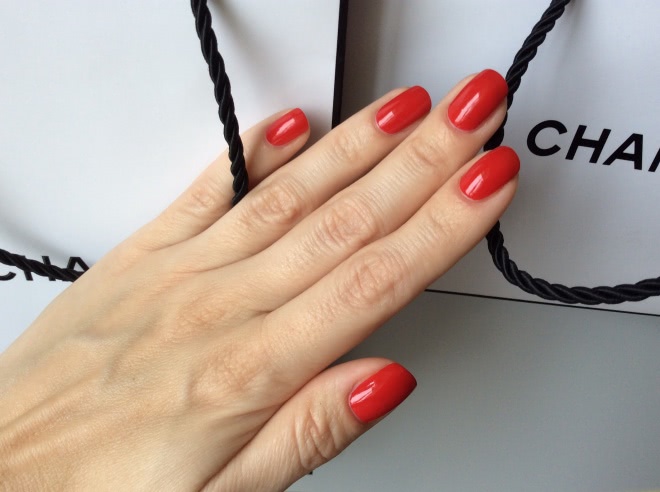 Идеальный красный? Chanel Le Vernis Nail Colour #687 Phenix