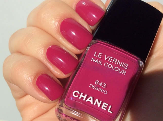 Chanel Le Vernis Nail Colour # 643 Desirio
